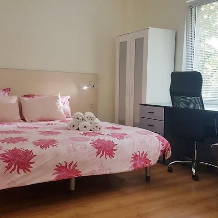 Malavi Top Center Studio Ruse! Comfort&Clean! Exterior photo
